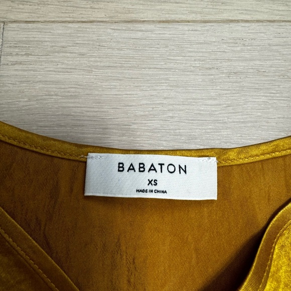 Babaton Everly Camisole- yellow gold-xs - Picture 6 of 8